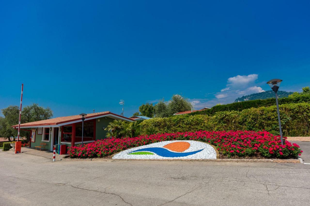 Camping Continental Hotel Bardolino Exterior photo